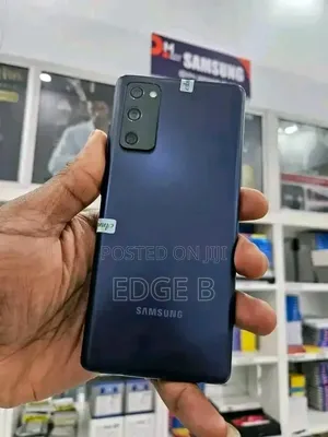 New Samsung Galaxy S20 FE 5G 128 GB