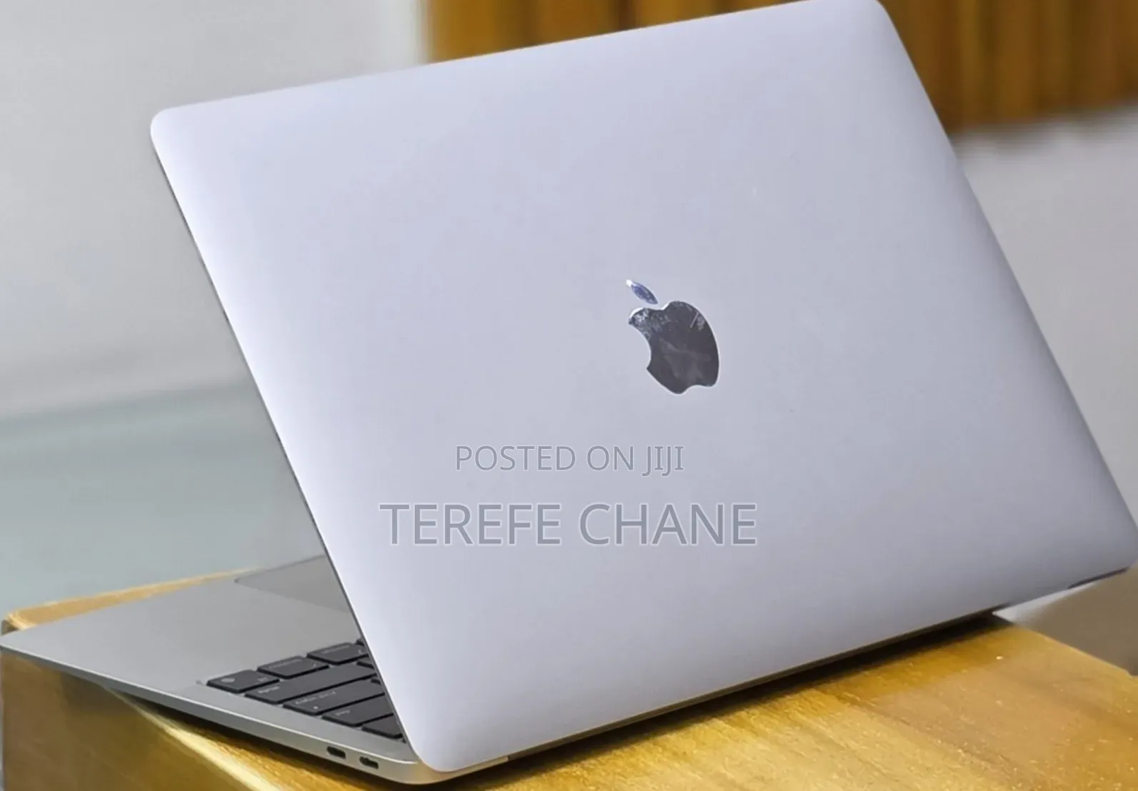New Laptop Apple MacBook Air 2020 M1 8GB Apple M1 SSD 256GB