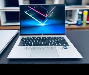 New Laptop HP EliteBook 840 G10 16GB Intel Core i7 SSD 512GB