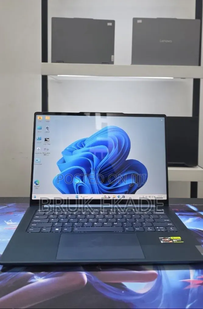 New Laptop Lenovo ThinkPad Yoga 16GB AMD Ryzen 7 SSD 512GB
