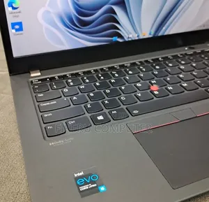 New Laptop Lenovo ThinkPad T14s Gen 2 16GB Intel Core i5 SSD 512GB