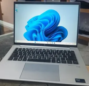 New Laptop HP EliteBook 840 G11 16GB Intel Core i7 SSD 512GB