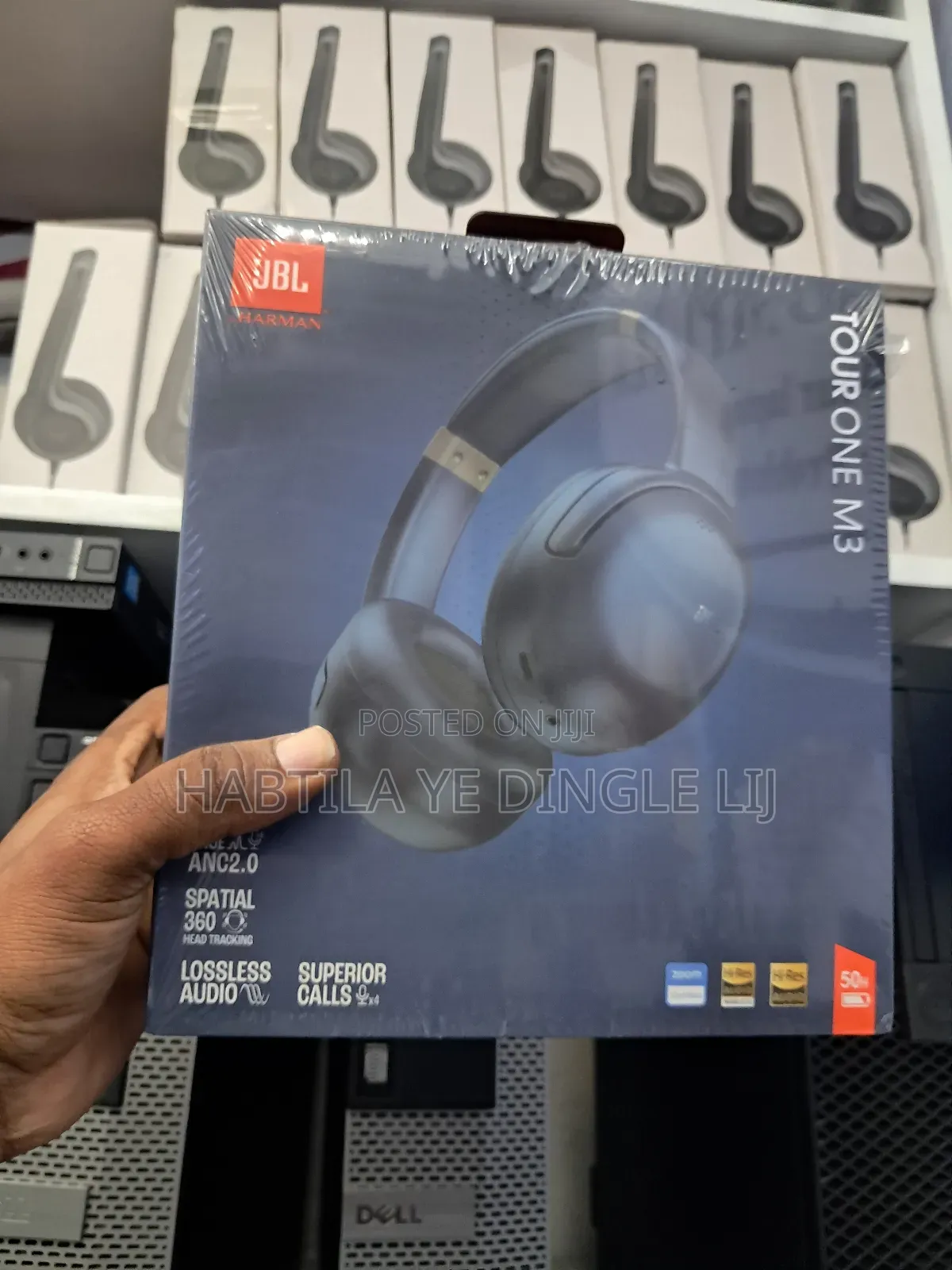 JBL Tour One M3
