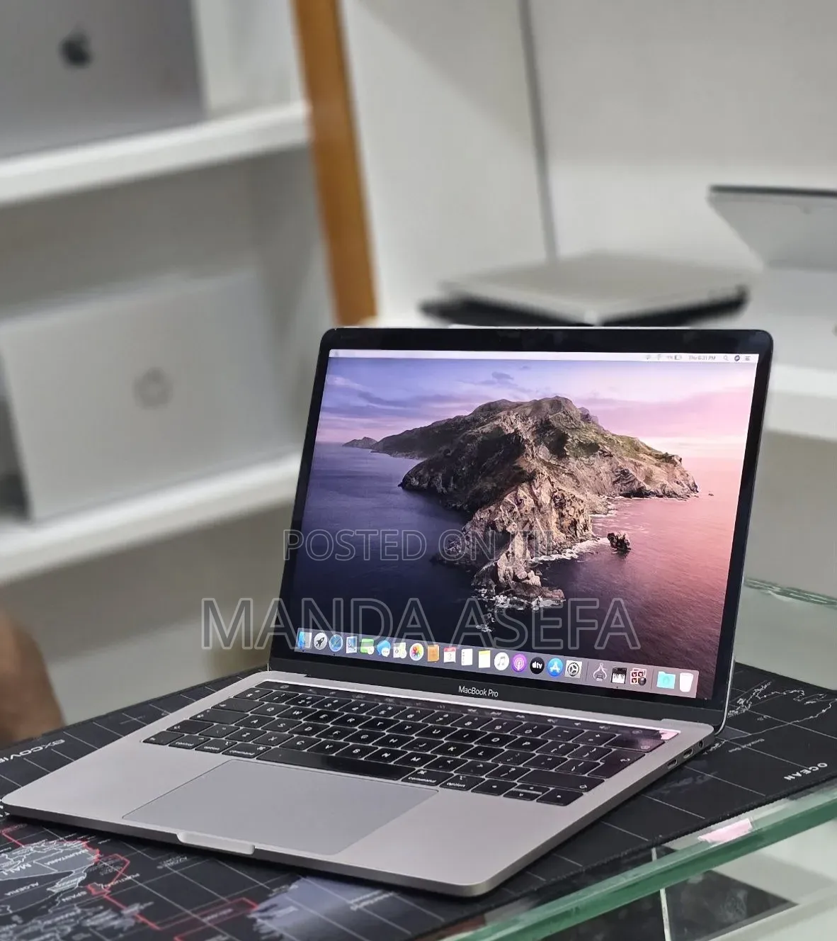 New Laptop Apple MacBook Pro 2019 16GB Intel Core i7 SSD 512GB