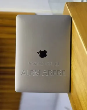 New Laptop Apple MacBook Air 2020 M1 16GB Apple M1 SSD 256GB