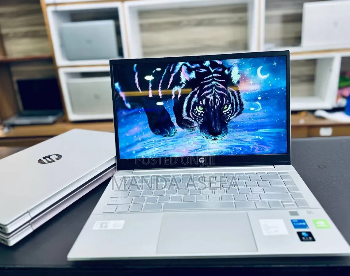 New Laptop HP Pavilion 14 16GB Intel Core i5 SSD 512GB