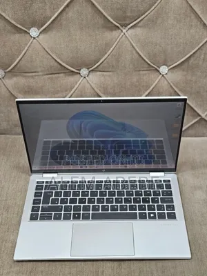 New Laptop HP EliteBook 1040 G8 16GB Intel Core i7 SSD 512GB