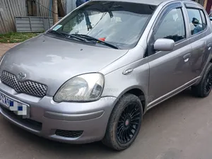 Toyota Vitz 2004 Purple