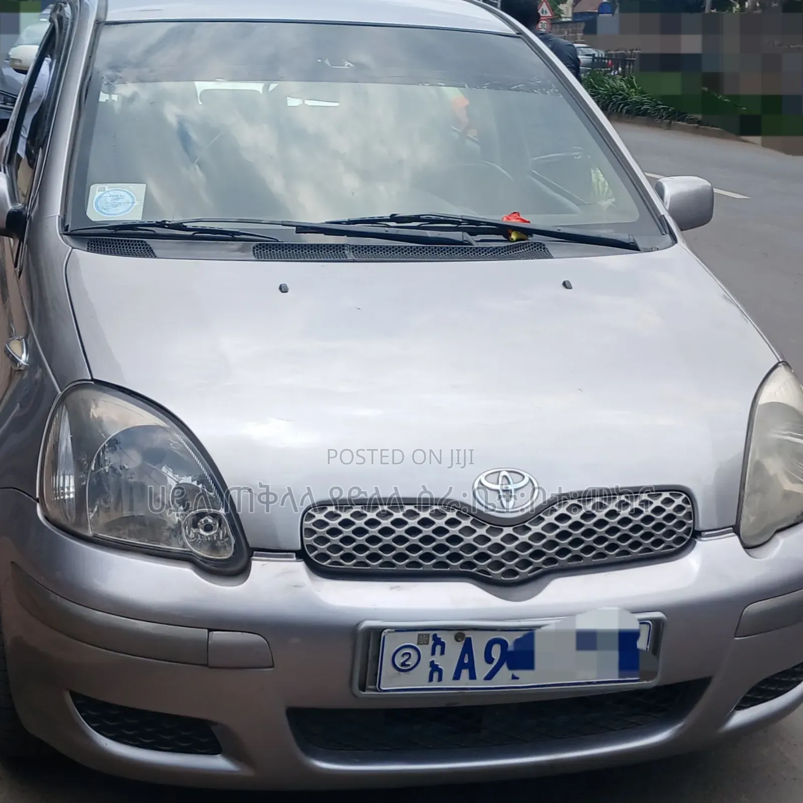 Toyota Vitz 2004 Purple