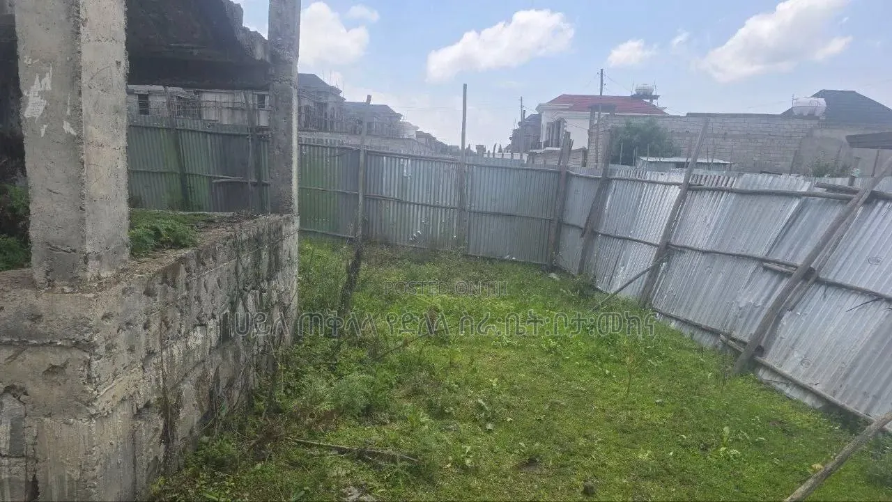 600 ካሬ.ሜትር የሚሸጥ ቦታ ድጅታል ካርታ ያለው ለገጣፎ ሮዜታ ሪልስተት ጀርባ ያለቦታ