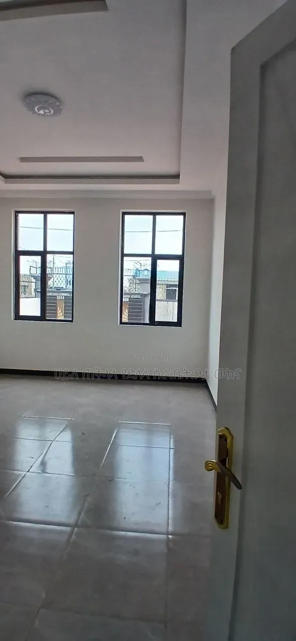 Furnished 5bdrm Villa in Sheger@Oromia for sale