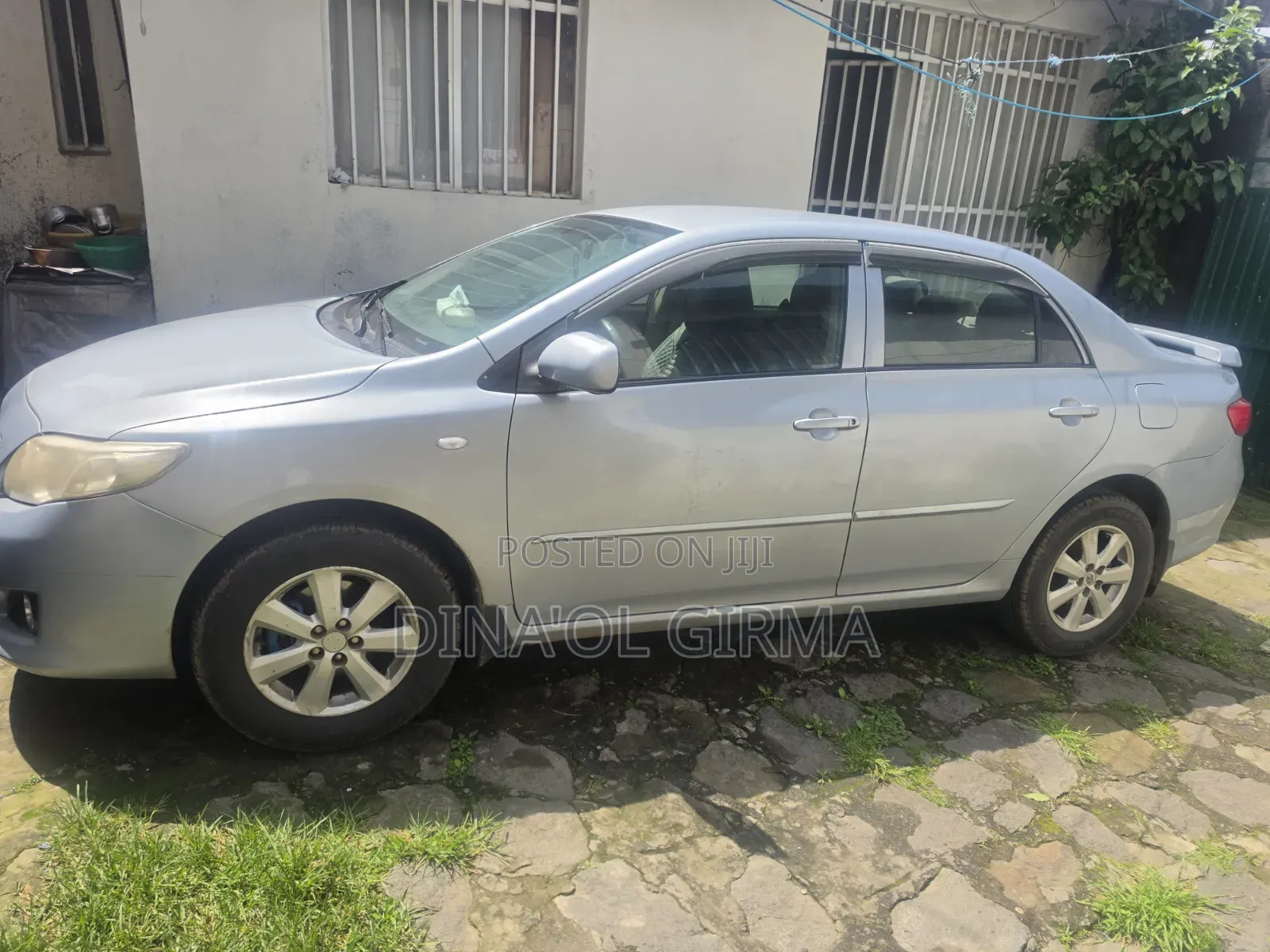 Toyota Corolla 2010 Gray