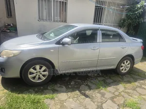 Toyota Corolla 2010 Gray