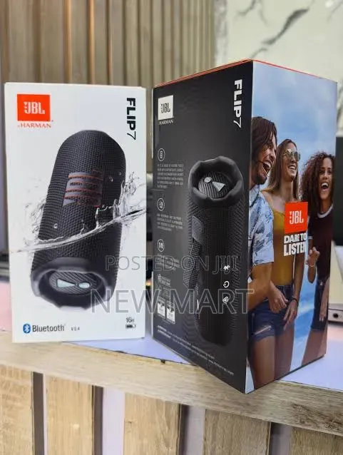 Black JBL Flip 7 Premium Portable Bluetooth Speaker