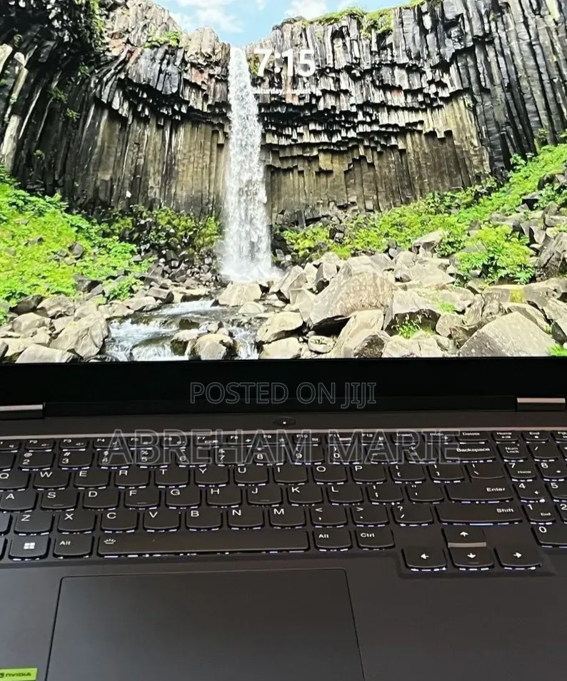 New Laptop Lenovo Legion 5 16GB AMD Ryzen 7 SSD 1T