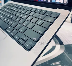 New Laptop Apple MacBook Pro 2021 M1 16GB Apple M1 Pro SSD 512GB