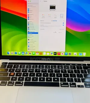New Laptop Apple MacBook Pro 2021 M1 16GB Apple M1 Pro SSD 256GB