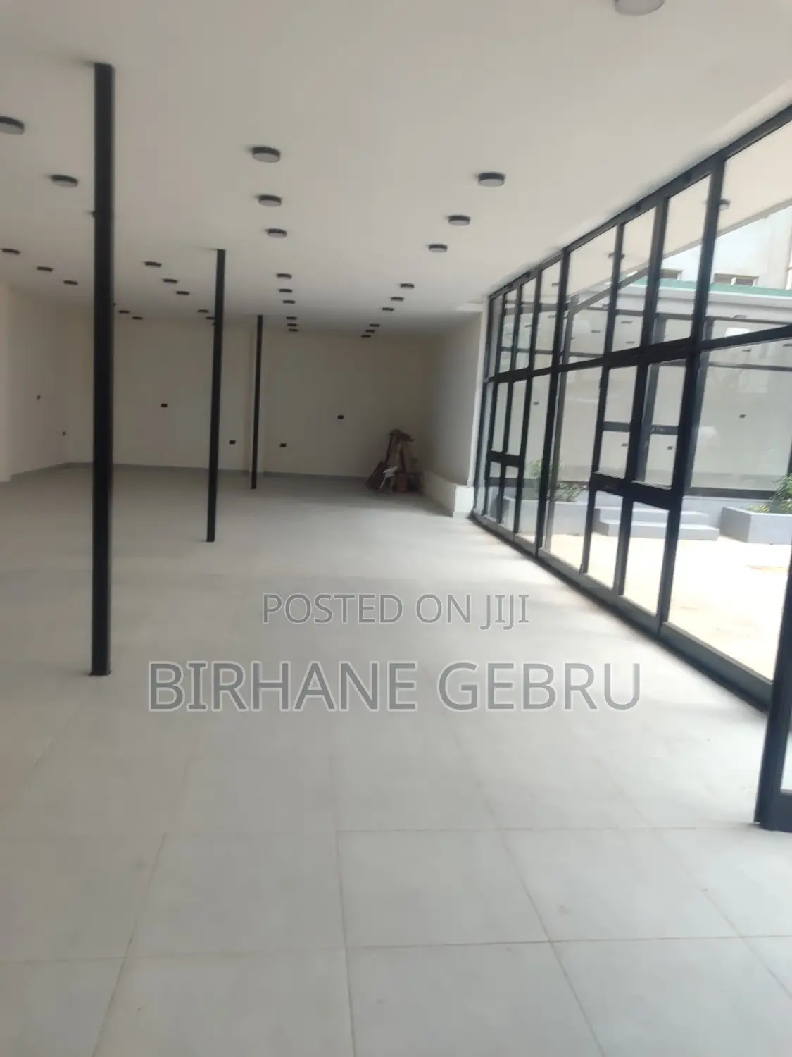 Space Rent for Resturant Car Show Room and Ouher