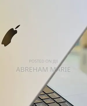 New Laptop Apple MacBook Pro 2021 M1 32GB Apple M1 Pro SSD 1T