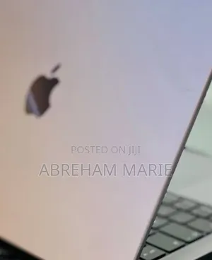 New Laptop Apple MacBook Pro 2021 M1 16GB Apple M1 Pro SSD 512GB