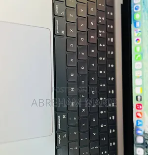 New Laptop Apple MacBook Pro 2021 M1 16GB Apple M1 Pro SSD 512GB