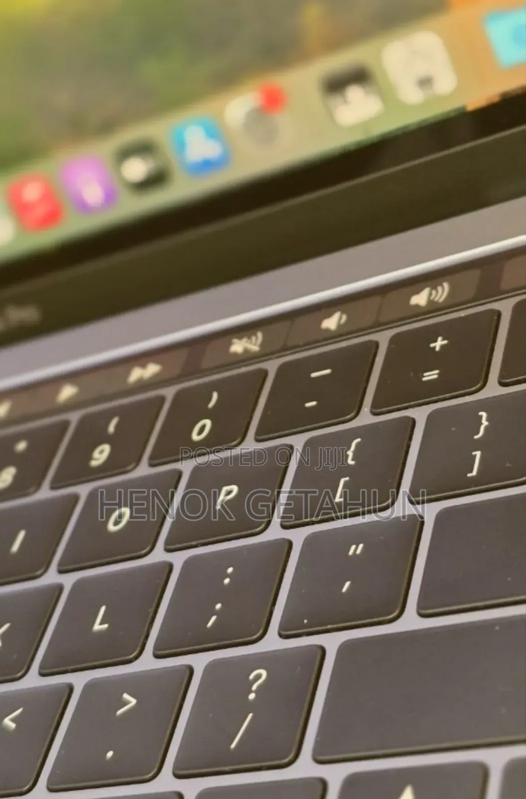 New Laptop Apple MacBook Pro 2019 16GB Intel Core i5 SSD 512GB