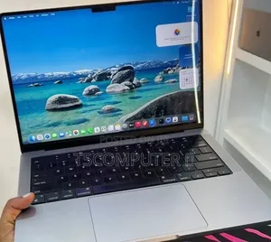 New Laptop Apple MacBook Pro 2023 M3 8GB Apple M3 Pro SSD 512GB