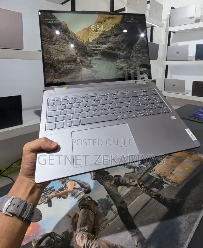 New Laptop Lenovo ThinkPad Yoga 16GB AMD Ryzen 7 SSD 512GB