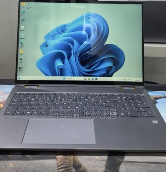 New Laptop Lenovo Yoga 7i 16GB AMD Ryzen 7 SSD 512GB