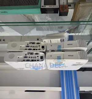 Sony VPL-DX102