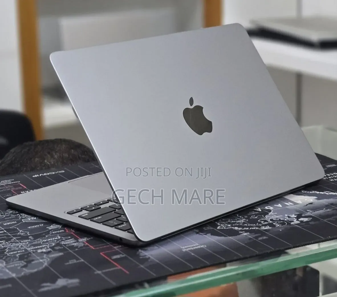 New Laptop Apple MacBook Air 2022 M2 8GB Intel SSD 256GB
