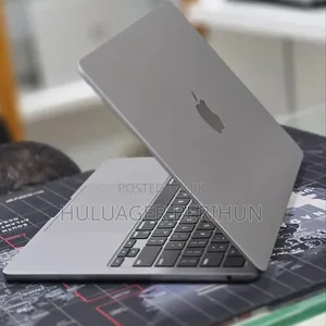 New Laptop Apple MacBook Air 2022 M2 8GB Apple M2 SSD 256GB