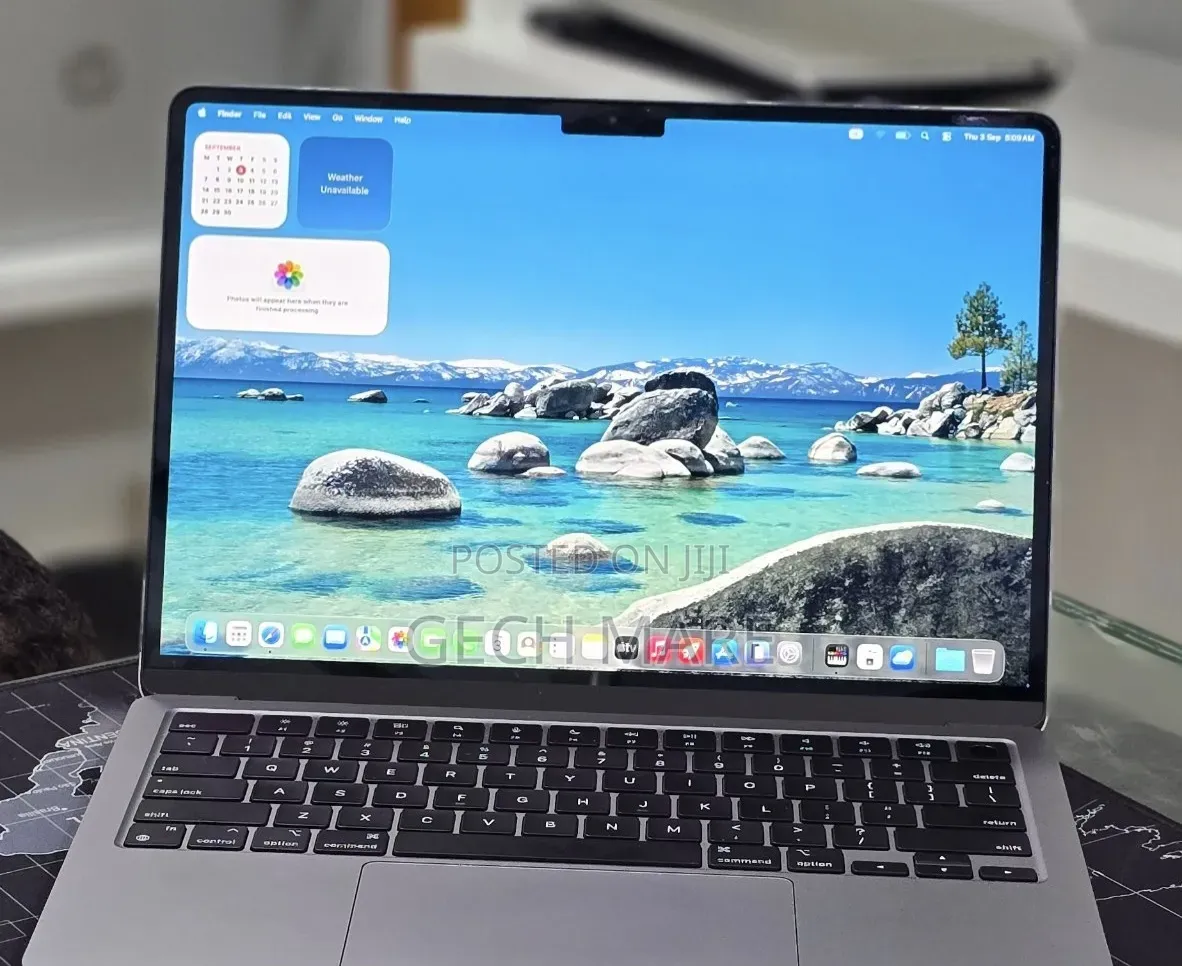 New Laptop Apple MacBook Air 2022 M2 8GB Intel SSD 256GB