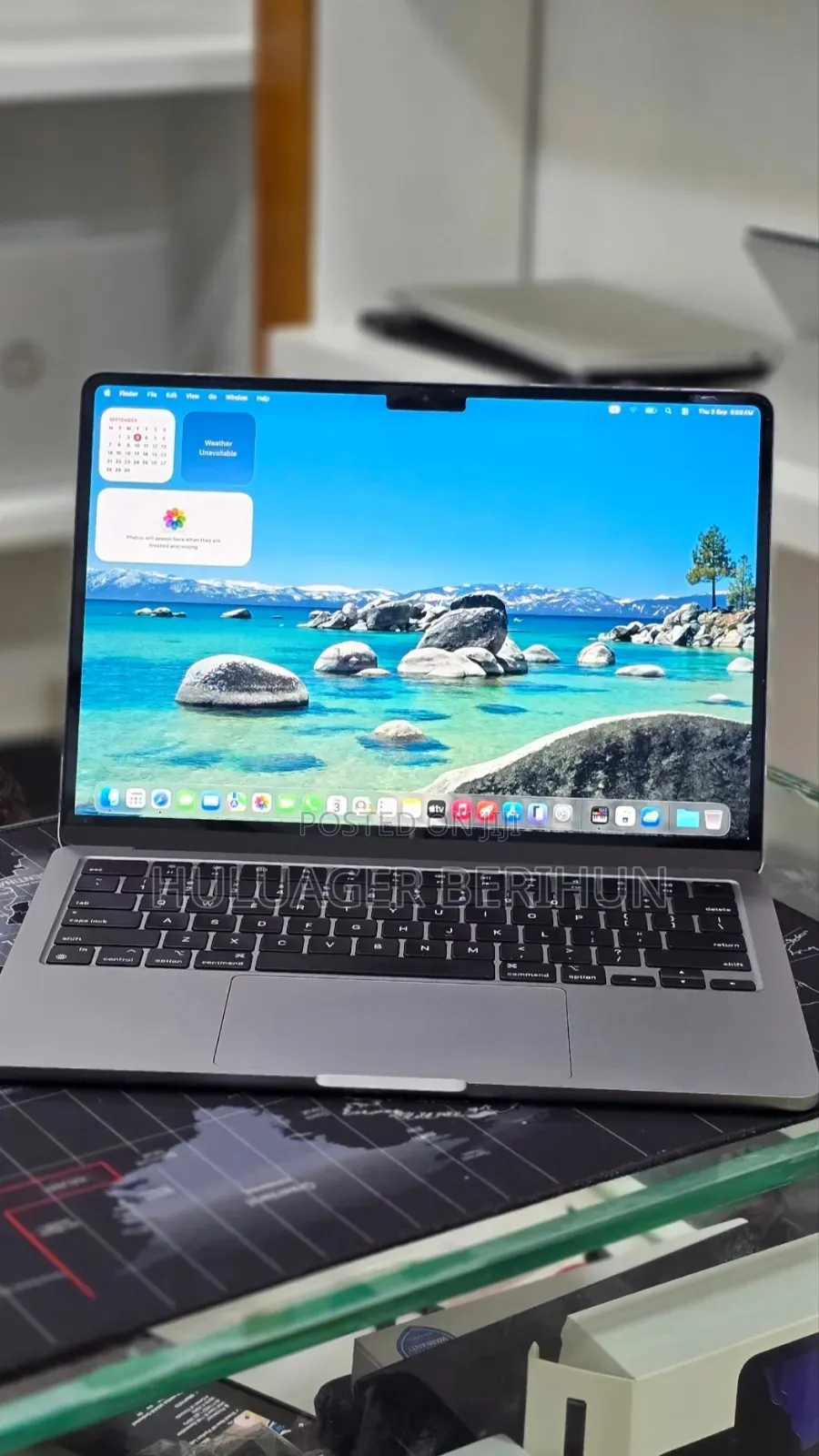 New Laptop Apple MacBook Air 2022 M2 8GB Apple M2 SSD 256GB