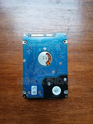 750 GB HGST Internal Hard Disk