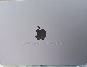 New Laptop Apple MacBook Pro 2021 M1 32GB Apple M1 Pro SSD 1T