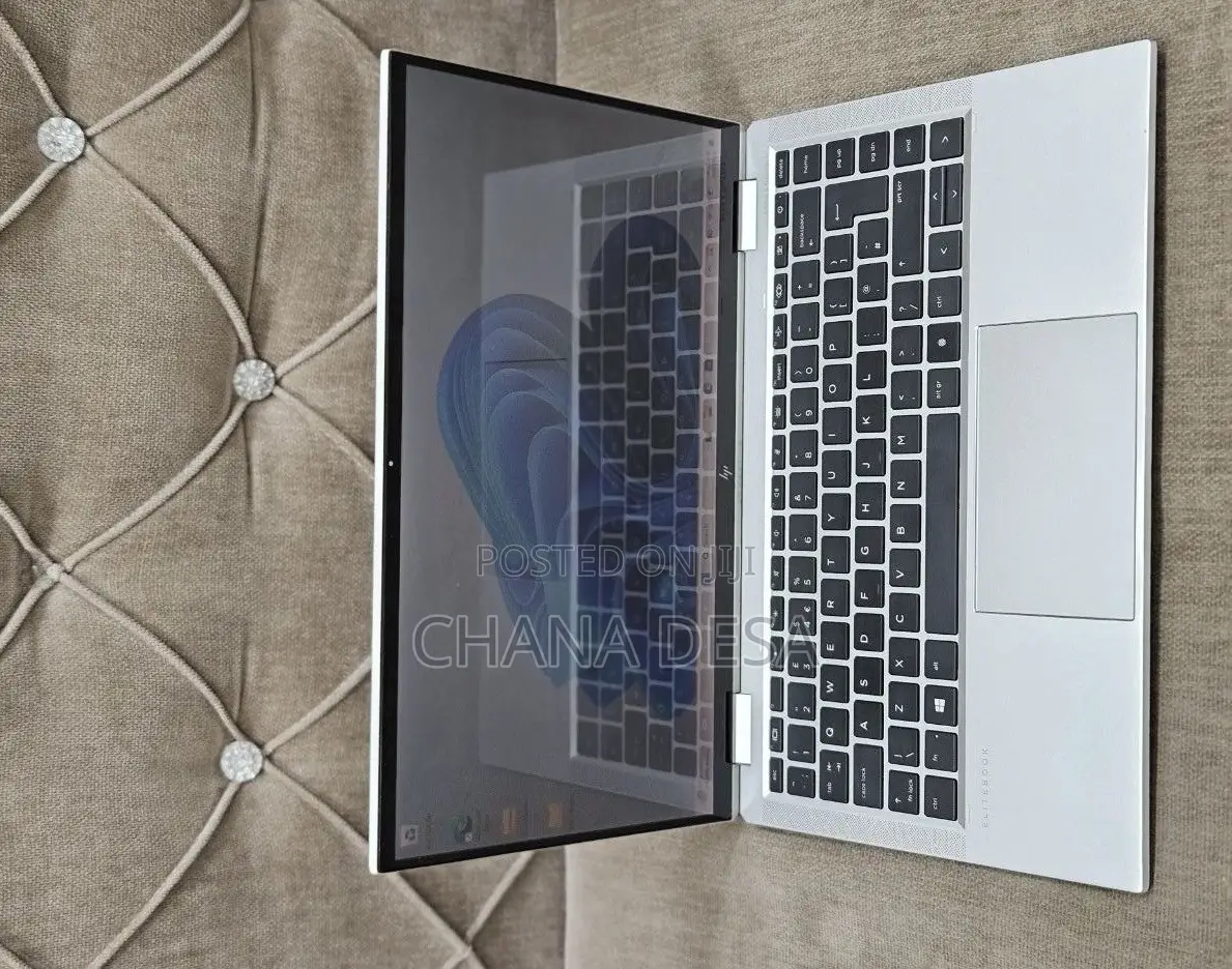 New Laptop HP EliteBook 830 G9 16GB Intel Core i5 SSD 512GB