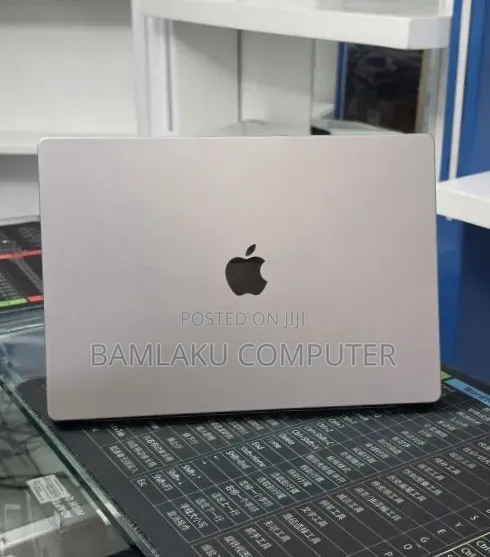New Laptop Apple MacBook Pro 2021 M1 16GB Apple M1 Pro SSD 512GB