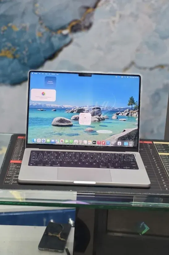 New Laptop Apple MacBook Pro 2021 M1 16GB Apple M1 Pro SSD 1T