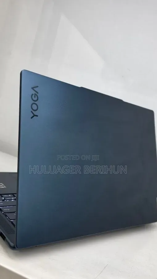 New Laptop Lenovo ThinkPad X1 Yoga 16GB AMD Ryzen 7 SSD 512GB