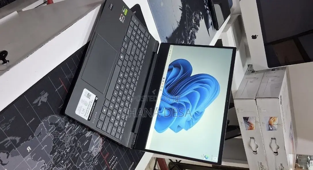 New Laptop HP Victus 15 16GB AMD Ryzen 7 SSD 512GB