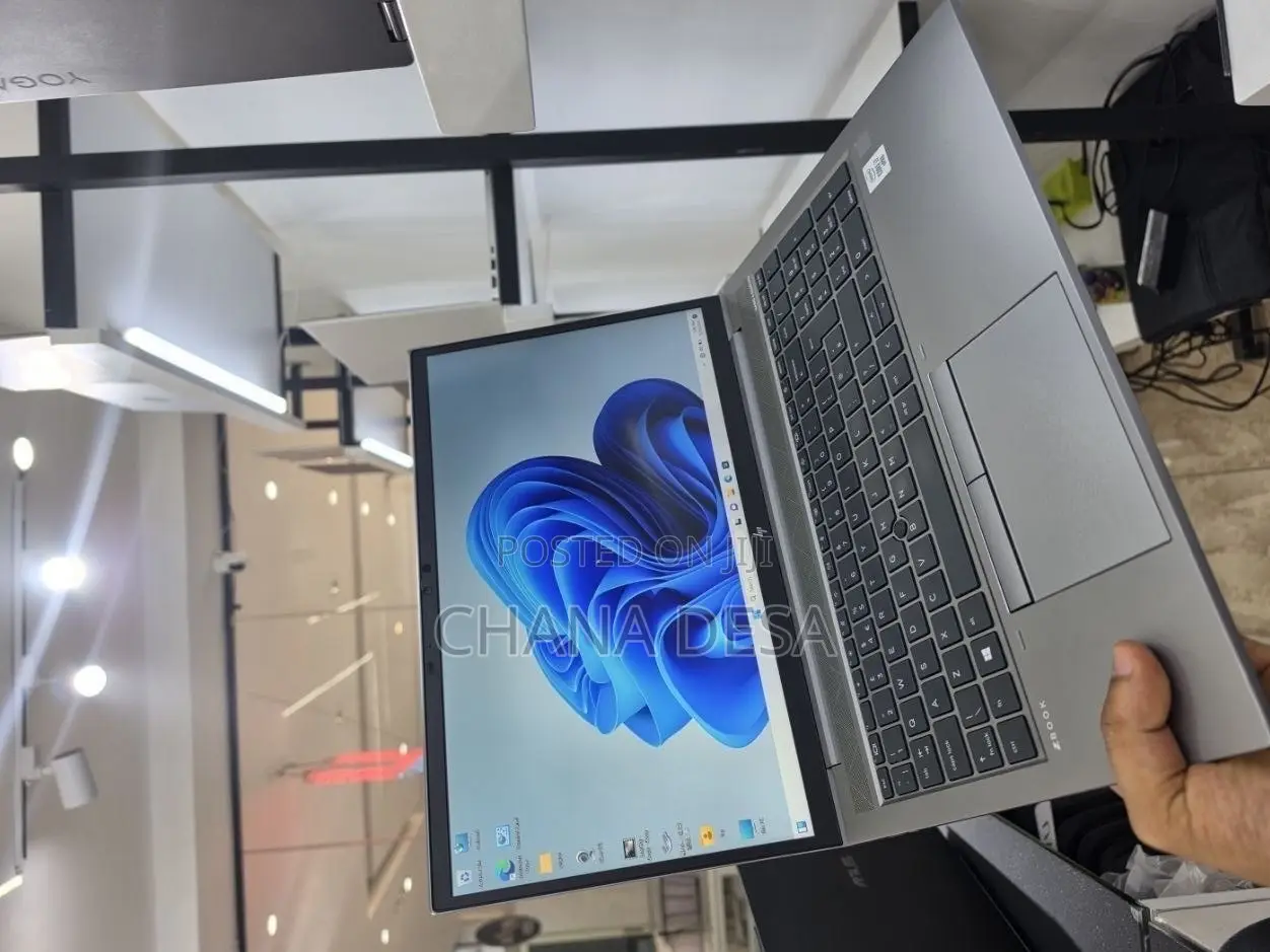 New Laptop HP ZBook 15 16GB Intel Core i7 SSD 512GB