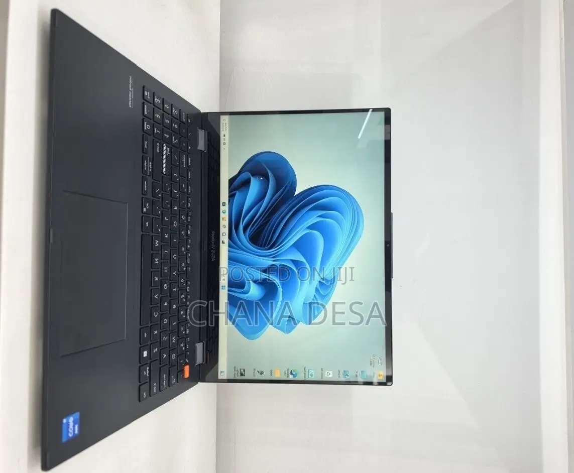 New Laptop Asus Vivobook 15 16GB Intel Core i5 SSD 512GB