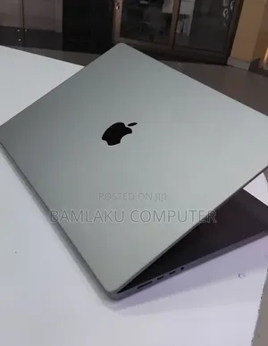 New Laptop Apple MacBook Pro 2021 M1 Max 64GB Apple M1 Max SSD 1T