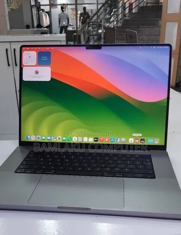 New Laptop Apple MacBook Pro 2021 M1 Max 64GB Apple M1 Max SSD 1T