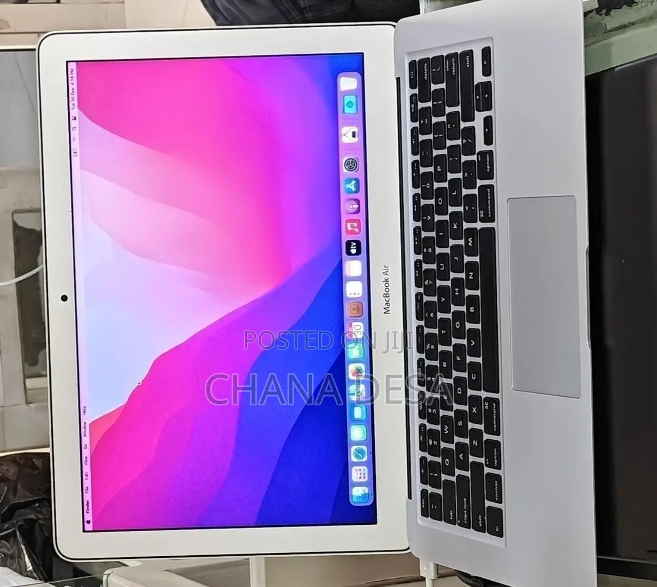 New Laptop Apple MacBook Air 2017 8GB Intel Core i7 SSD 128GB