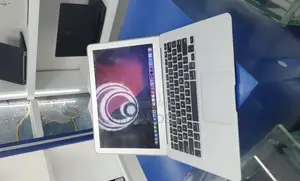 New Laptop Apple MacBook Air 2017 8GB Intel Core i7 SSD 128GB