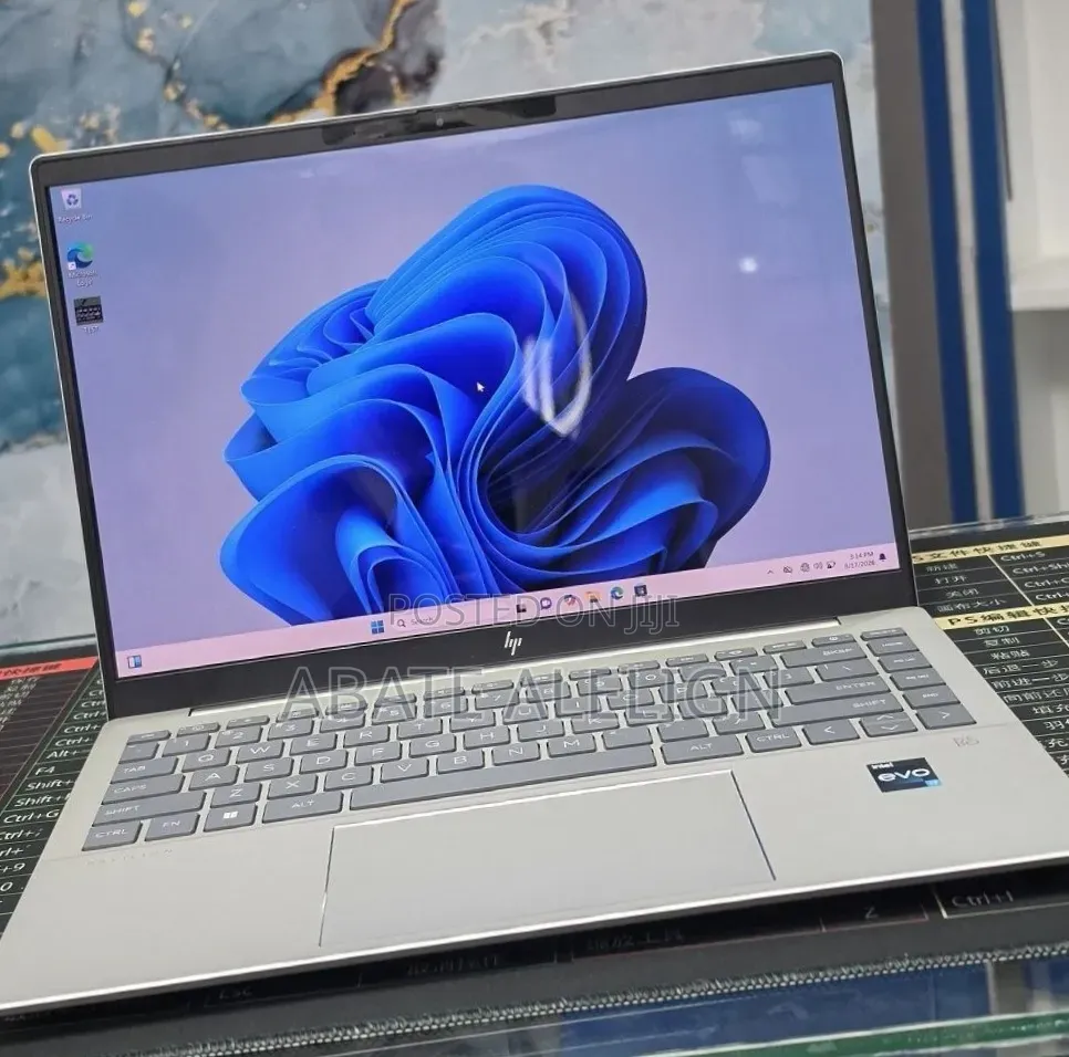 New Laptop HP Pavilion 14 16GB Intel Core i7 SSD 1T