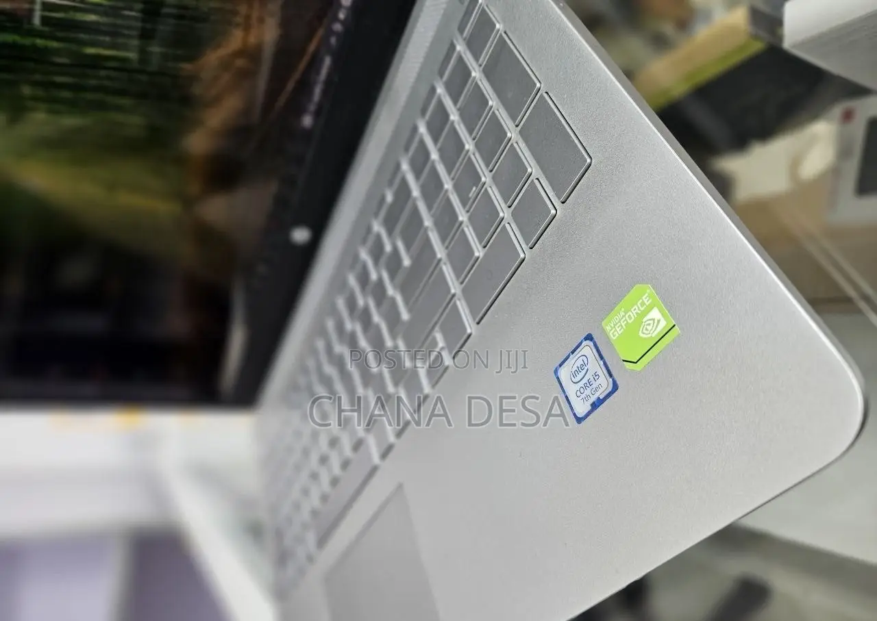 New Laptop HP Pavilion 15 8GB Intel Core i5 HDD 1T
