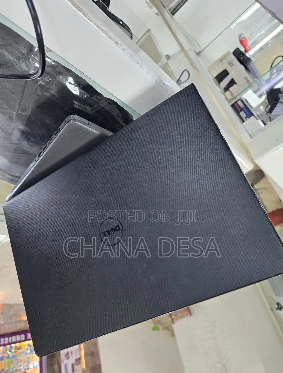 New Laptop Dell 4GB Intel Core i5 HDD 1T